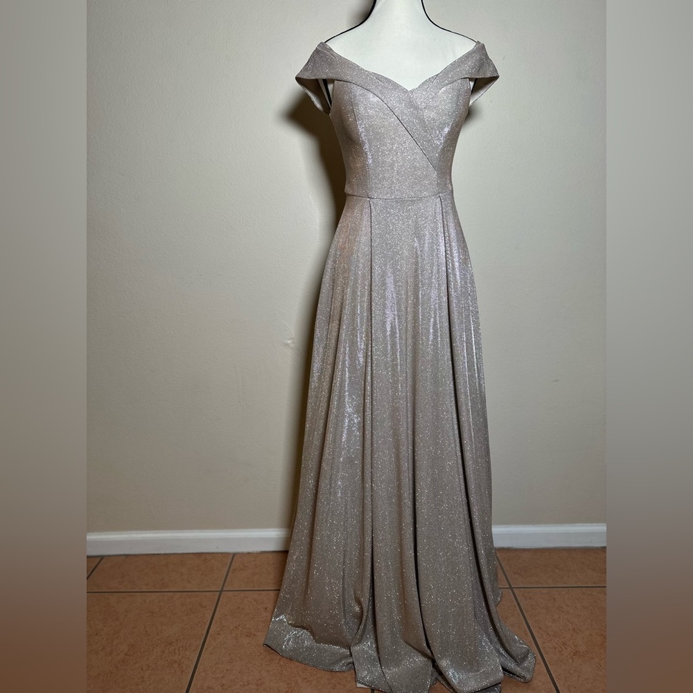 Gown dress size 4